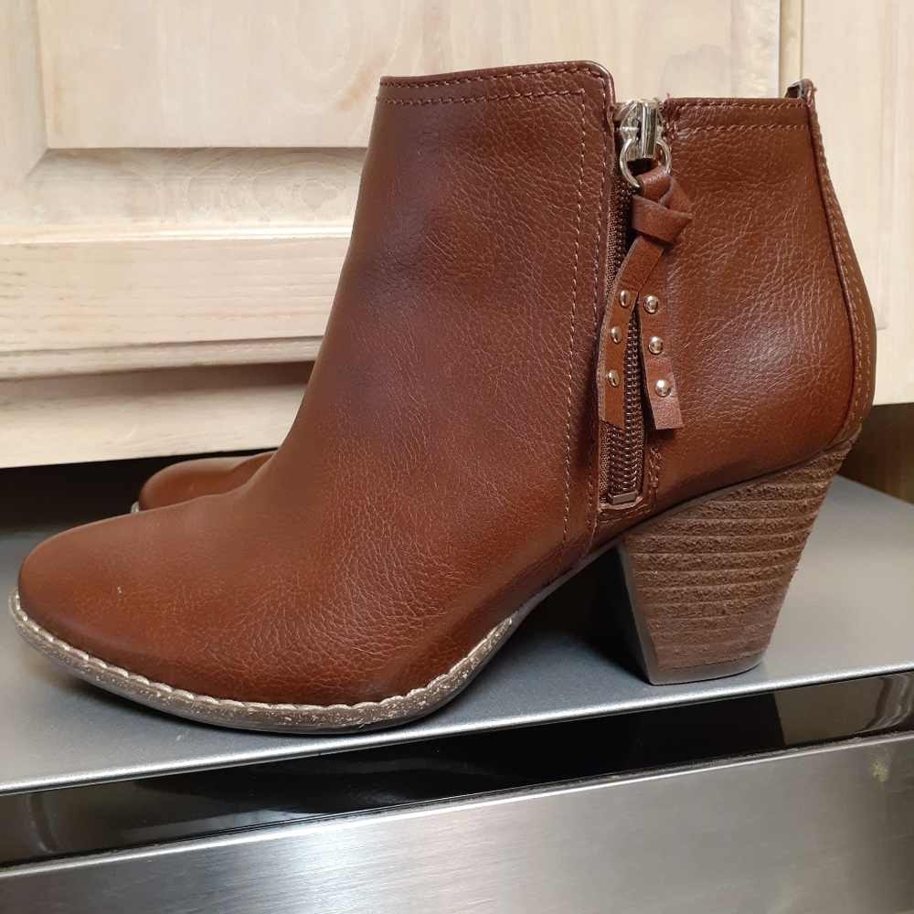 Super Nice! Dr Scholl's boots/shoes